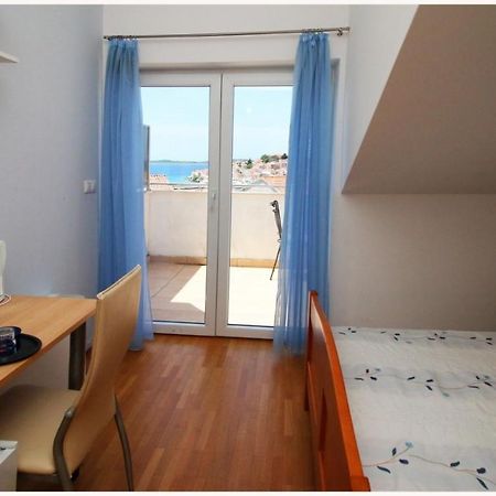 Guest House Lav Primosten Bagian luar foto