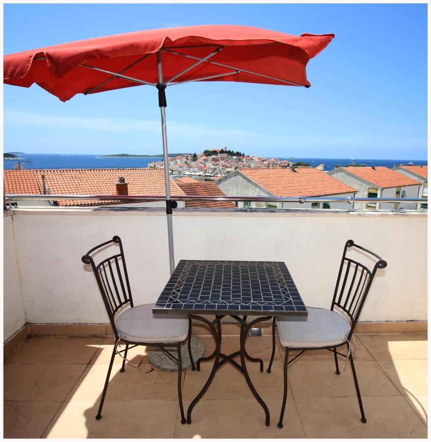 Guest House Lav Primosten Bagian luar foto