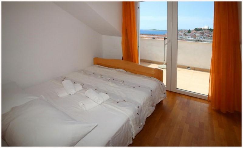 Guest House Lav Primosten Bagian luar foto