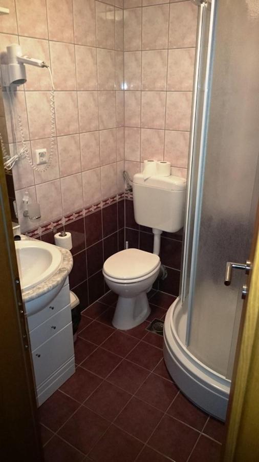 Guest House Lav Primosten Bagian luar foto