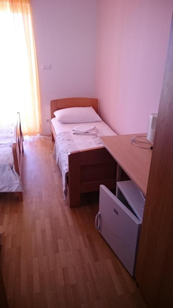 Guest House Lav Primosten Bagian luar foto